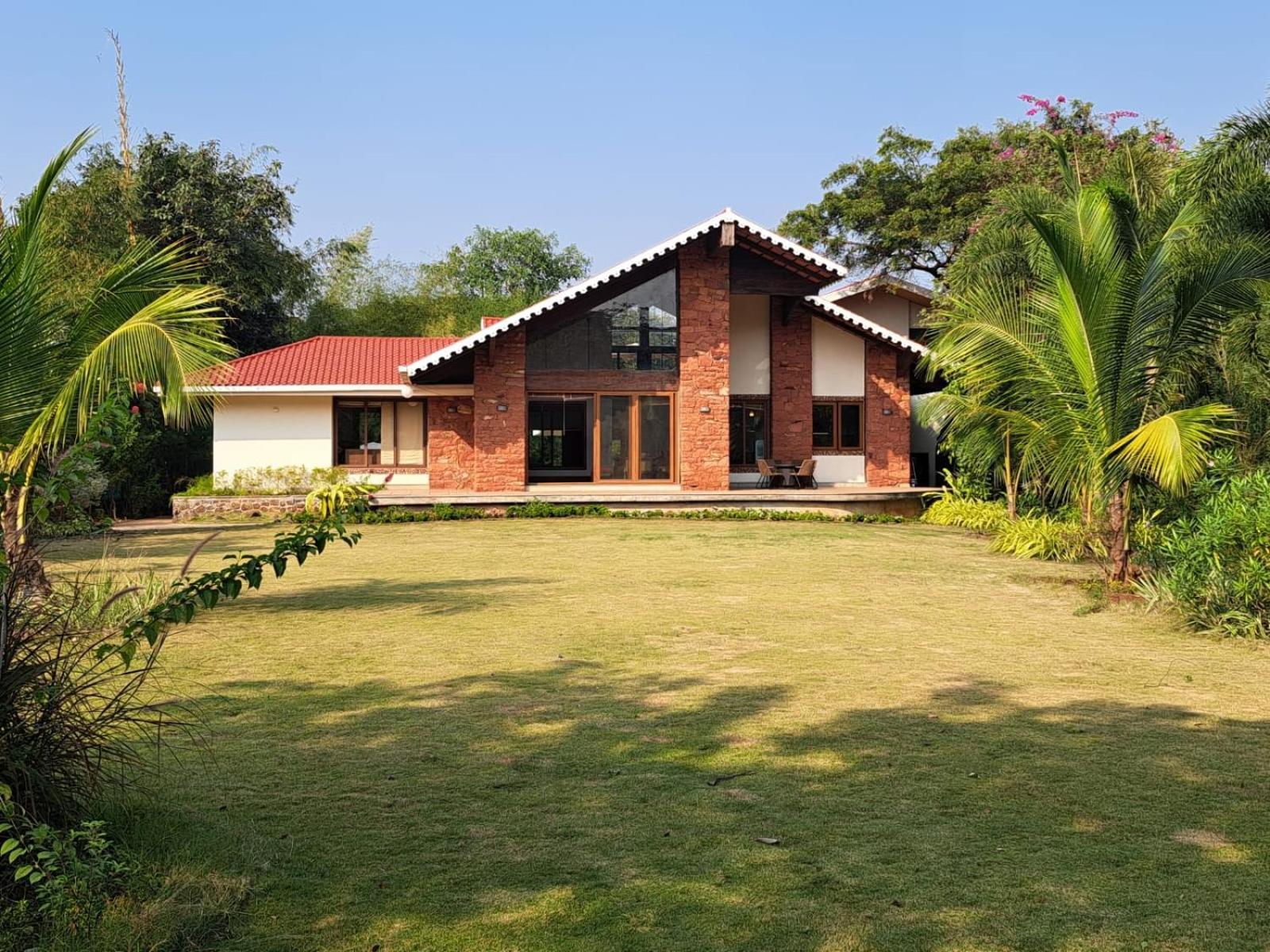 Willa Casa Blanca 3Bhk W/Pool Near Mandwa, Alibaug Alībāg Zewnętrze zdjęcie